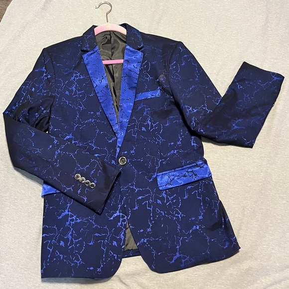Young Men’s Suit Jacket - Picture 5 of 10